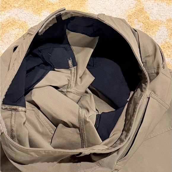 Lululemon ABC Pant Classic Fit Warpstreme Men's Size 30 - Picture 5 of 9